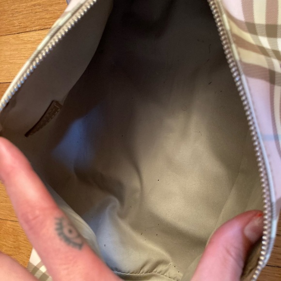 Burberry Purse - Picture 7 of 12
